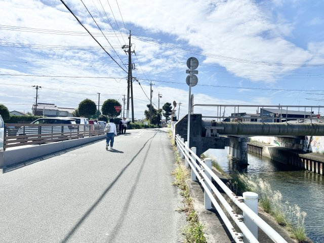ブライトタウン浅田のその他|前面道路を南側を向いて撮影しました！！