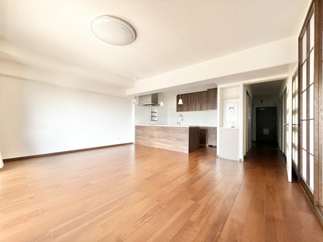 ブライトタウン浅田の居間・リビング|ご家族の団らんの間！ナチュラルなインテリアがオシャレな空間！お客様のおもてなしの間としてもピッタリです！
