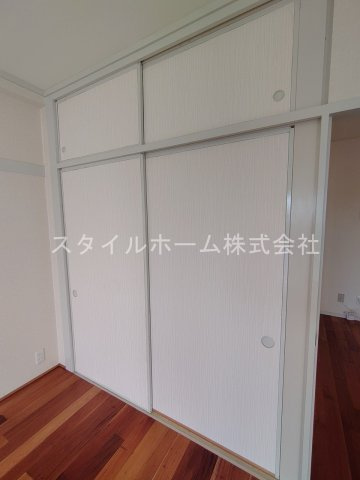 ユトリロ下地３の収納