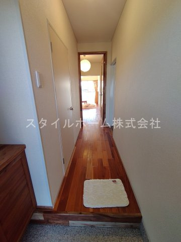 ユトリロ下地３の玄関