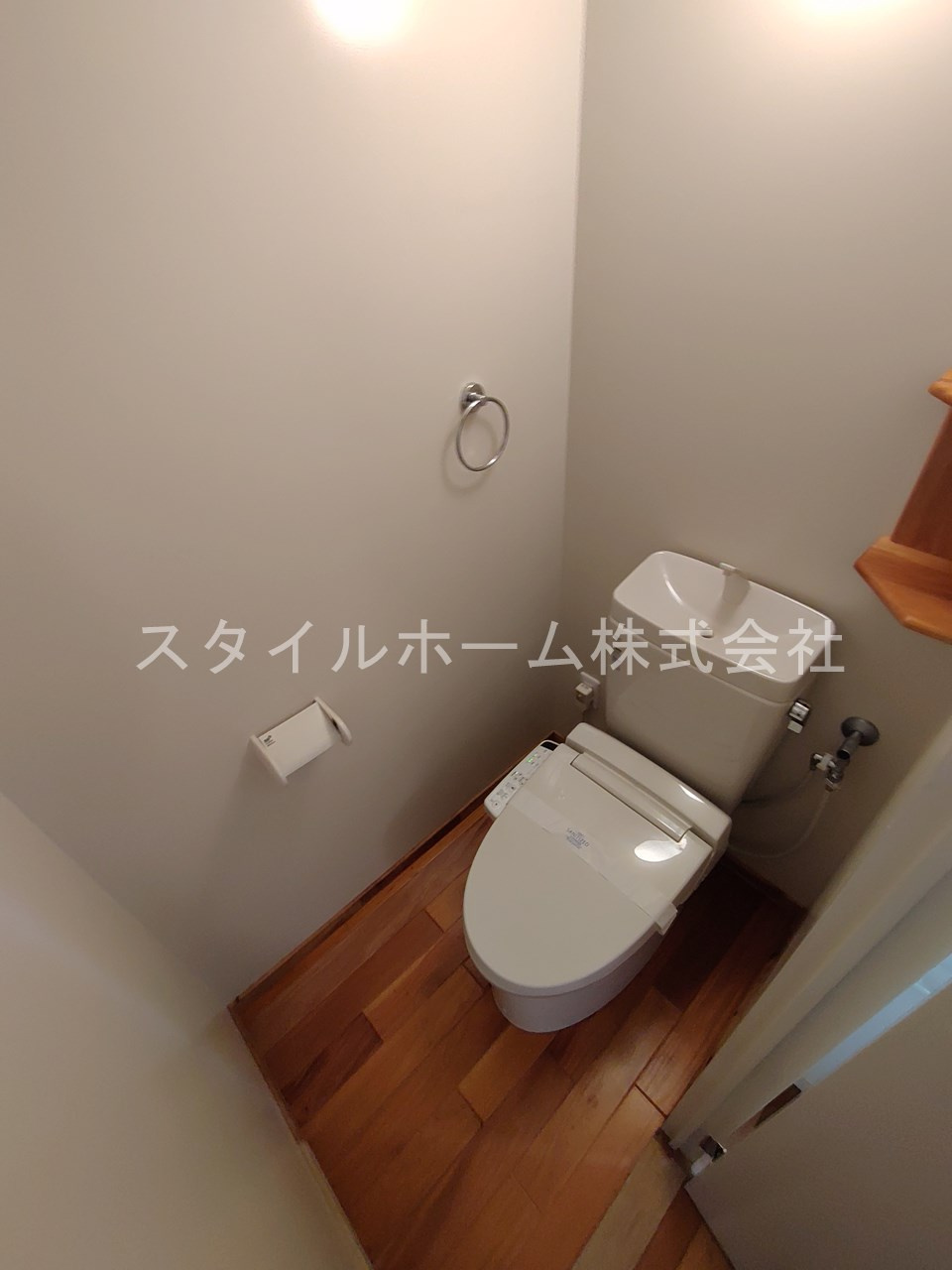 ユトリロ下地３のトイレ