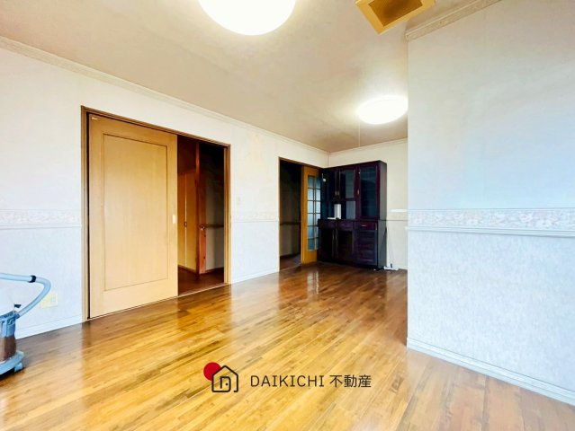 【居間・リビング】 | 久喜市菖蒲町菖蒲　中古戸建