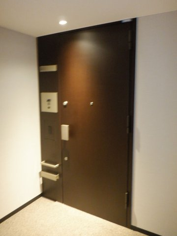 グランスイート広尾の玄関