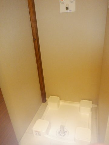 グランスイート広尾のランドリースペース