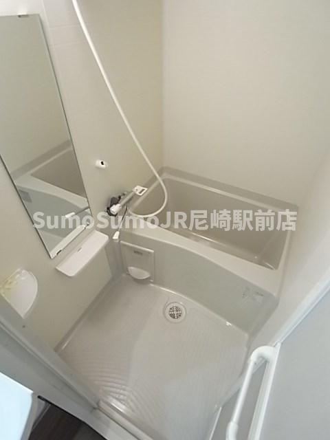 プリエール阪神尼崎の浴室|落ち着いた空間のお風呂です