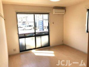 ルミエールK Aの居間・リビング