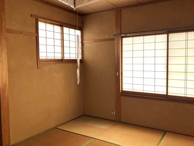 米子市両三柳　中古住宅の和室|２階和室