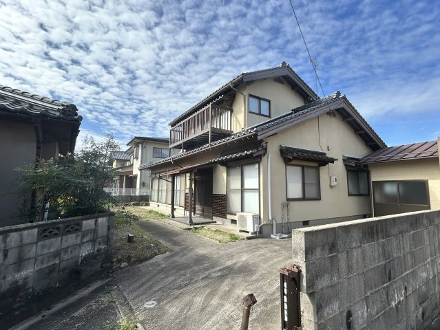 米子市両三柳　中古住宅