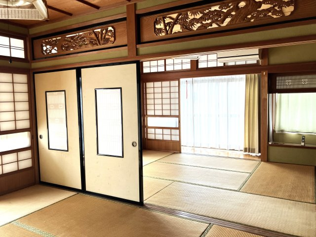 米子市両三柳　中古住宅の和室|１階