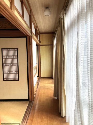 米子市両三柳　中古住宅のその他|縁側