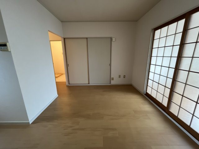 エルダー佐々木の洋室
