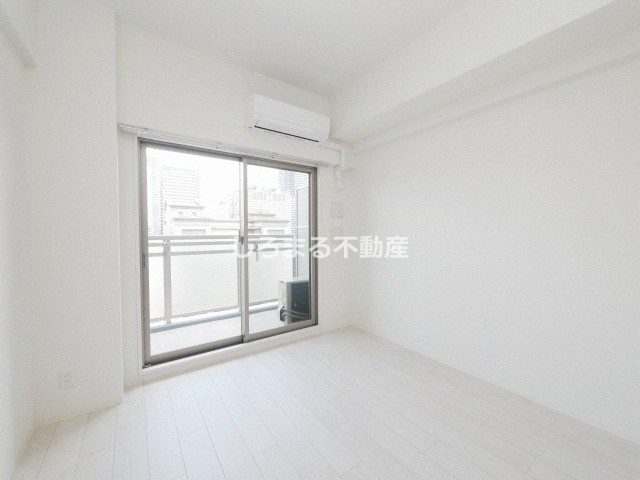 エスリード難波ザ・アークの居間・リビング