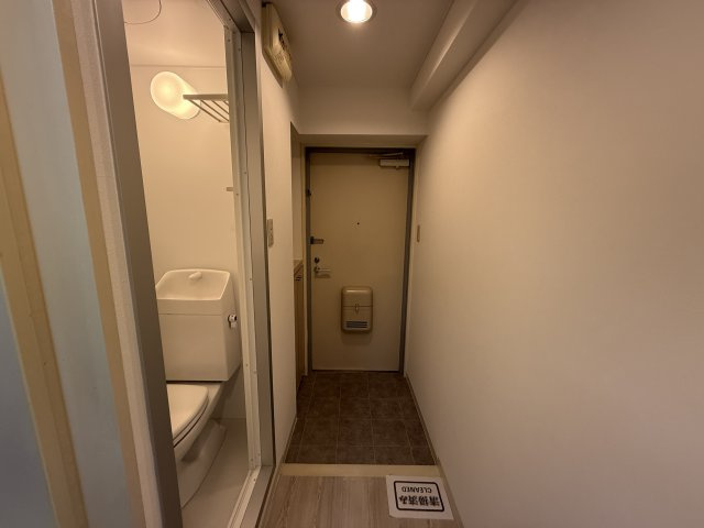 ペンギンメディアボックスの玄関