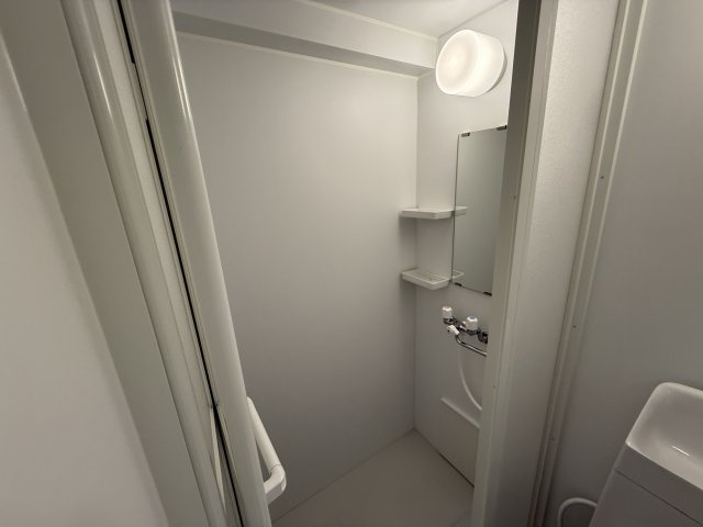 ペンギンメディアボックスのシャワールーム