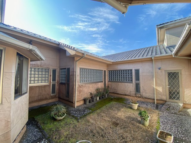 コルテ・ミラの庭|中庭です