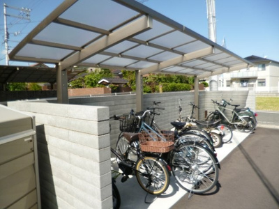 【その他共用部分】 | ミュルティプリエ | 自転車置き場