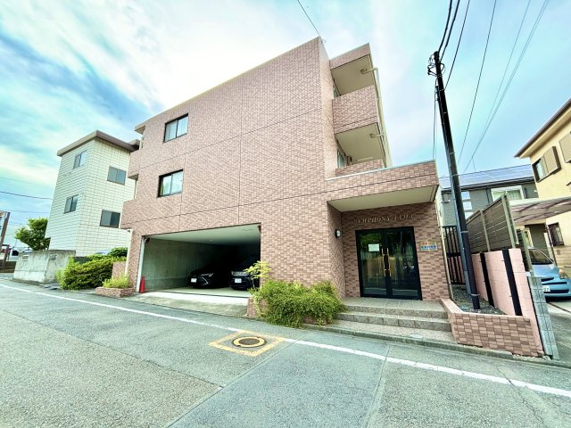 シンフォニー・タマの外観