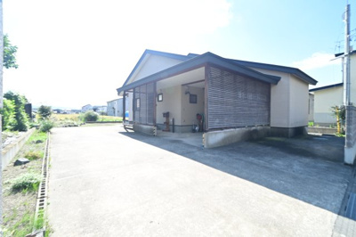 【外観】 | 黒石市青山　中古住宅　オール電化