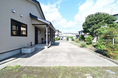 【外観】 | 黒石市青山　中古住宅　オール電化