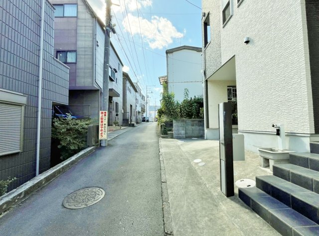 和光市中央1丁目の前面道路含む現地写真|南東側道路に面し陽当り良好です
是非現地にて実際にご見学ください♪