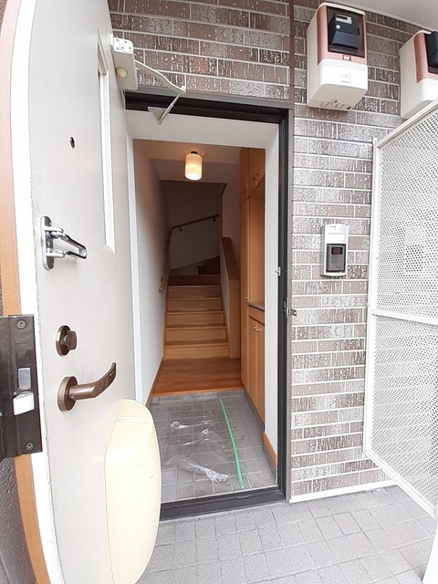 ビサイド・ハイウェイ　Ｃの玄関|玄関