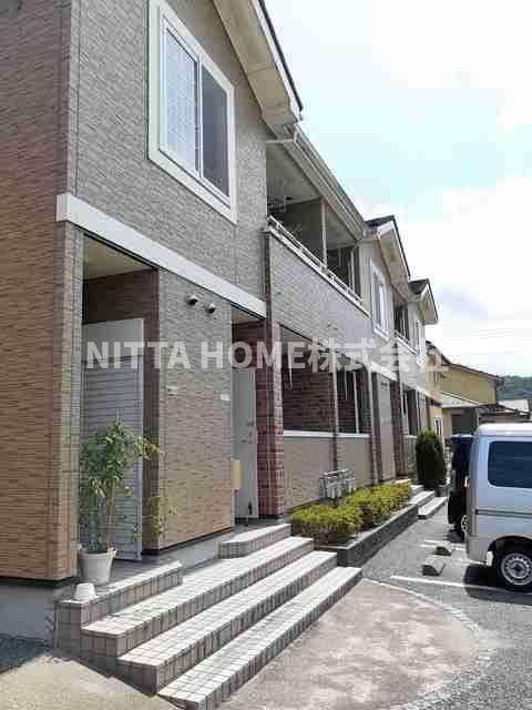 バスケ　ド　フルール　Ｂのエントランス|清潔感のあるエントランスです◆