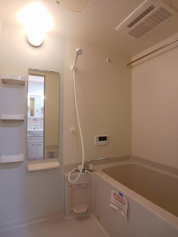 ウイングコートの浴室|きれいなお風呂です