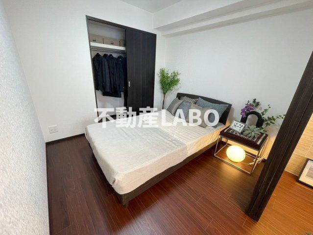 プレジオ弁天町の洋室