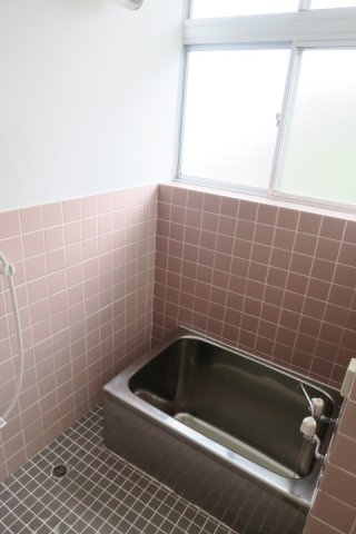 北城町1丁目　貸家2号の浴室