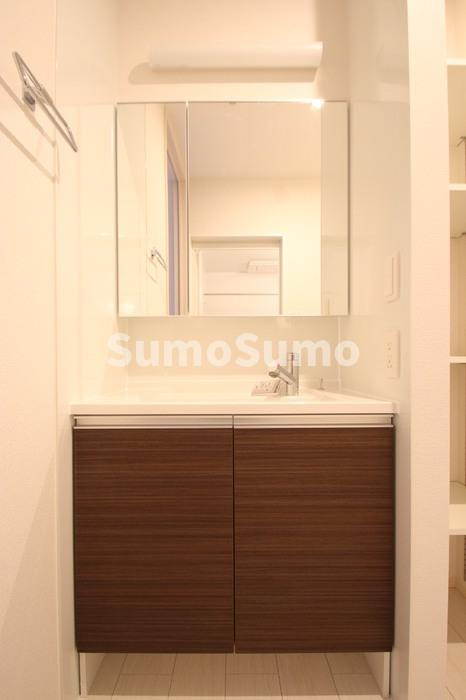 D-roomグランクリュ姪浜の独立洗面台