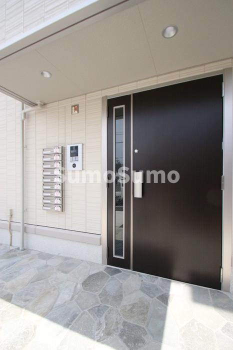 D-roomグランクリュ姪浜のエントランス