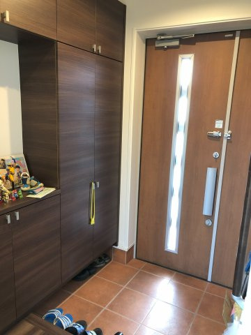 小浜町北ノ作 中古一戸建ての玄関