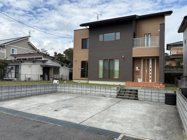 小浜町北ノ作 中古一戸建ての駐車場