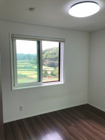 小浜町北ノ作 中古一戸建ての洋室