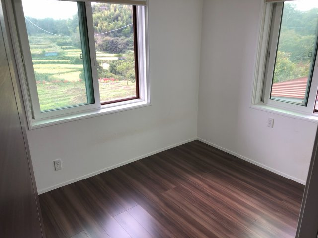 小浜町北ノ作 中古一戸建ての洋室