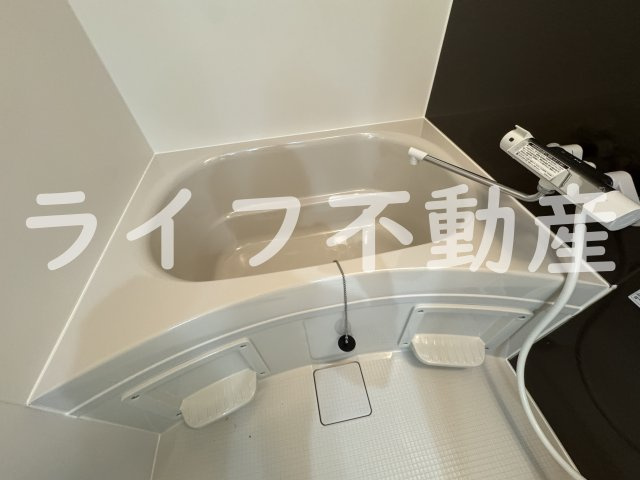 D porta clairの浴室|ゆったり過ごせるお風呂です