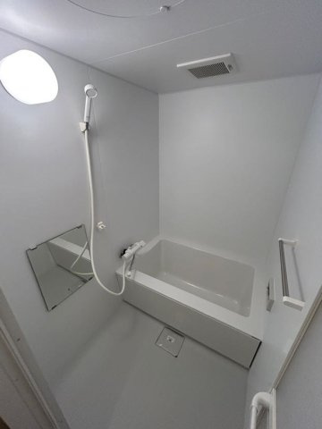 ロイヤルメゾン東須磨の浴室|お風呂で日々の疲れを落としましょう