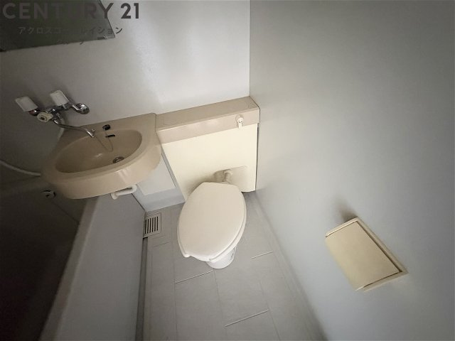 ユニットバスになっている為、掃除が簡単です！