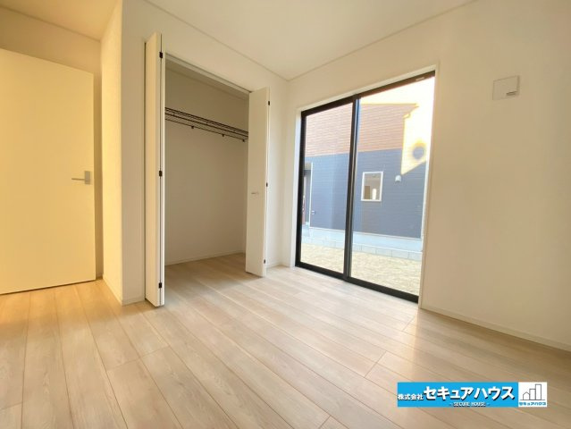 【今からご案内可能】東海市名和町堂ノ前　全4棟の洋室|【1階洋室】
◆1階の洋室は階段の上り下りが不要なため老後にも役立つお部屋です♪