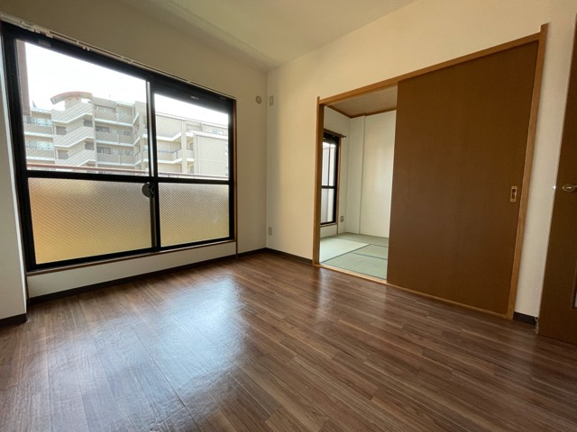2面採光で明るいお部屋！