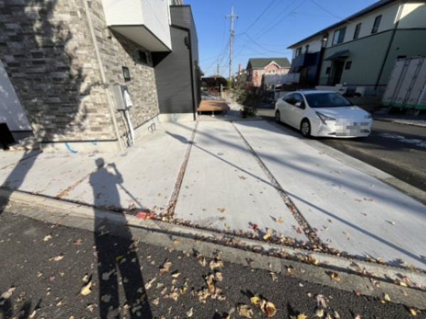 祝：成約済み　八王子市　めじろ台３丁目　新築戸建ての前面道路含む現地写真|～仲介手数料無料☆八王子ひなた不動産～　八王子市めじろ台　新築戸建て