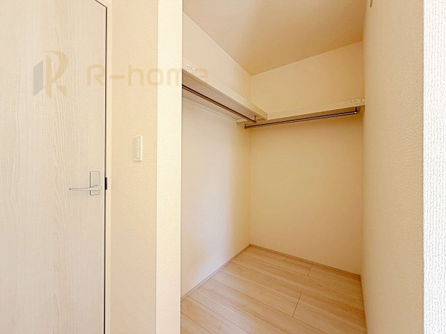 ひたちなか市堀口第4　新築戸建て　1号棟の収納|人気のウォークインクローゼット！アウター類はもちろん、季節ものや寝具も収納できます！