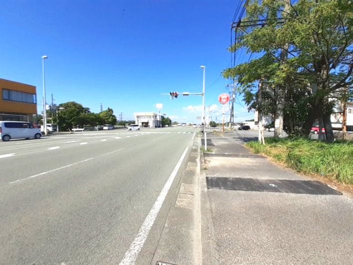 熊本市南区富合町南田尻の売地の周辺|前面道路