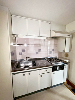 【キッチン】 | ニュークリスタル葵 | キッチンでお料理をお楽しみください