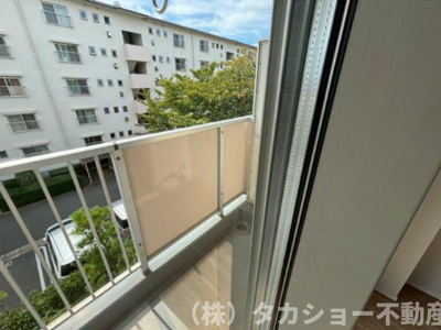 【設備】 | 高洲二丁目団地5-3 | サッシは全てペアガラスになっております。