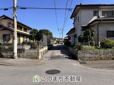 【前面道路含む現地写真】 | 宇都宮市双葉5期土地 | 既存建物解体前の写真です