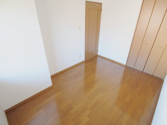 グレース府中の居間・リビング