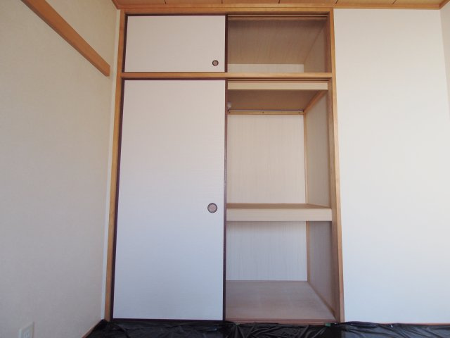 グレース府中の収納