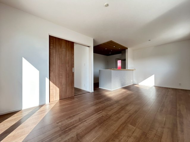 ファーストタウン　一宮市今伊勢町馬寄第8　全5区画分譲の前面道路含む現地写真|「現地（2026年2月6日）撮影」　
■前面道路　
■ヤマダ不動産　株式会社リライフ