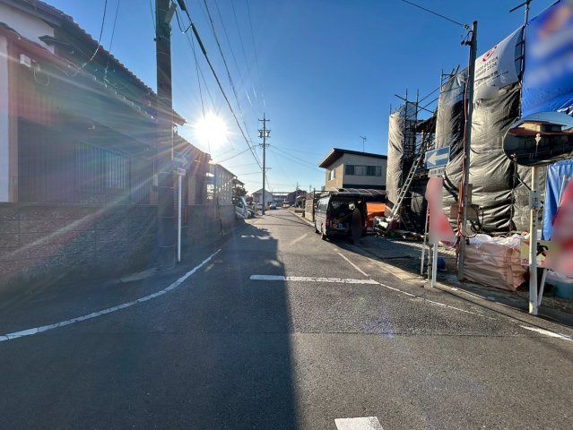 ブルーミングガーデン　一宮市赤見4丁目　全1区画分譲の前面道路含む現地写真|「現地（2025年11月6日）撮影」　　
■前面道路　
■ヤマダ不動産　株式会社リライフ